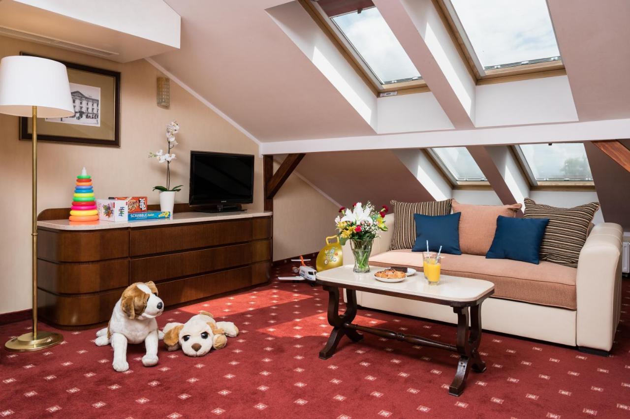 Booking Hotel & Spa Cracovie Extérieur photo Family Suite