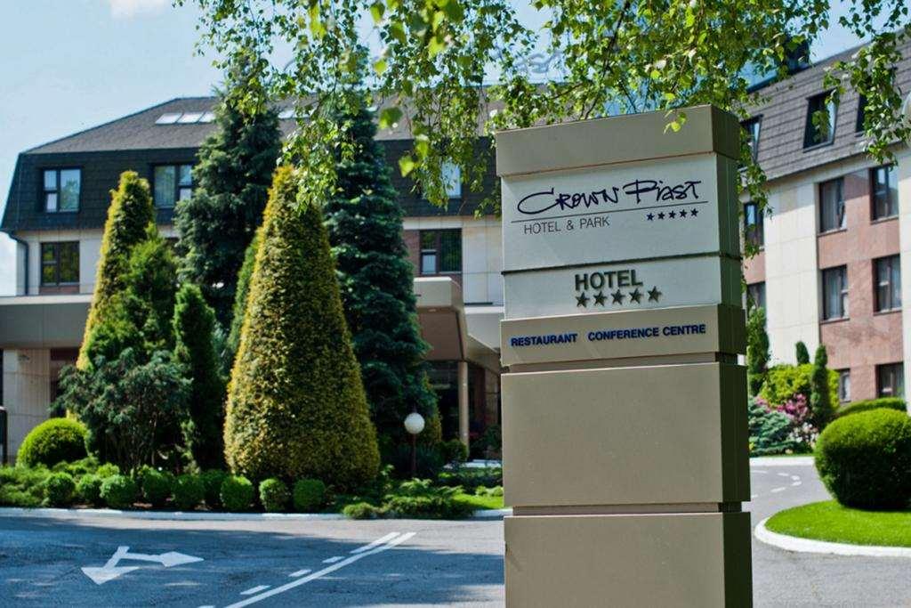 Booking Hotel & Spa Cracovie Extérieur photo The hotel